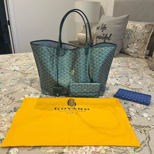 Goyard Saint Louis Iridescent Pearly GM Tote